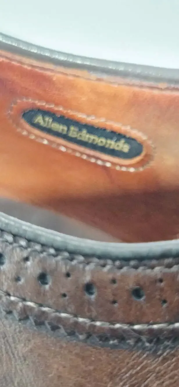 Allen Edmonds Wingtip Oxfords Mens Shoes Size 11.5